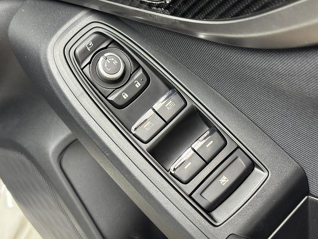 ＸＶ ２．０ｉ－Ｌ　ＥｙｅＳｉｇｈｔ　アイサイト／メモリナビ／バックカメラ／ルーフレール／レーダークルコン／ＢＳＭ／アイドリングストップ／ＥＴＣ／ＬＥＤヘッドライト／スマートキー／オートエアコン／オートライト／純正１７インチＡＷ（51枚目）