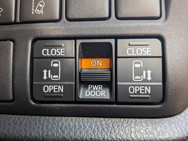 �y�����d���X���C�h�h�A�z�B�����̃X���C�h�h�A��d���ō쓮���Ă���Ċy�ɊJ���삪�o���܂��B