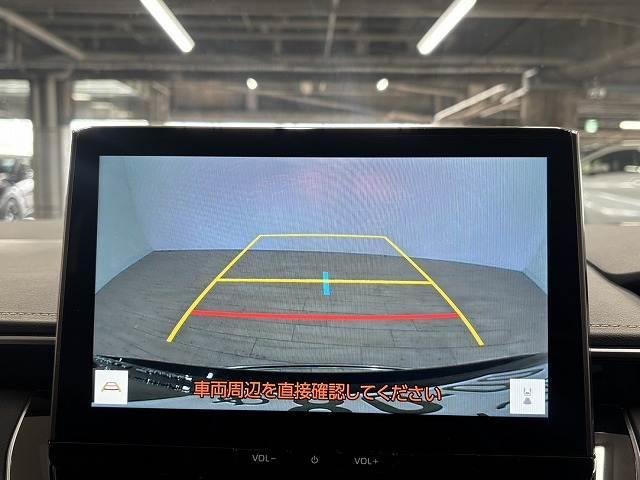 �y�o�b�N���j�^�[�z�𑕔����Ă���܂��B���A�J�����̉f�����J���[�ŉf���o����܂��̂œ��X�̒��Ԃ����S���S�ł��B