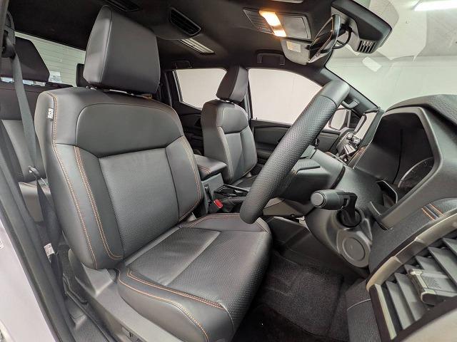 お問い合わせは０１２０－７０－４０９２まで。専門店だからこその知識・経験豊富な、熟練したスタッフ達が、お客様に適した一台をご案内致します。