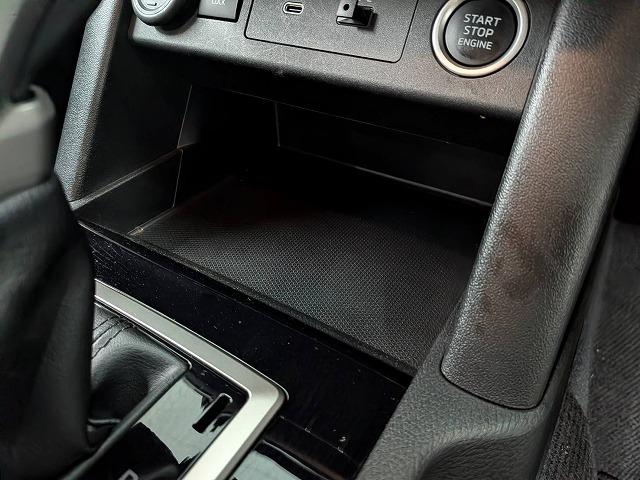 お問い合わせは０１２０－７０－４０９２まで。専門店だからこその知識・経験豊富な、熟練したスタッフ達が、お客様に適した一台をご案内致します。