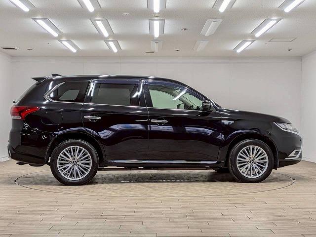 お問い合わせは０１２０－７０－４０９２まで。専門店だからこその知識・経験豊富な、熟練したスタッフ達が、お客様に適した一台をご案内致します。