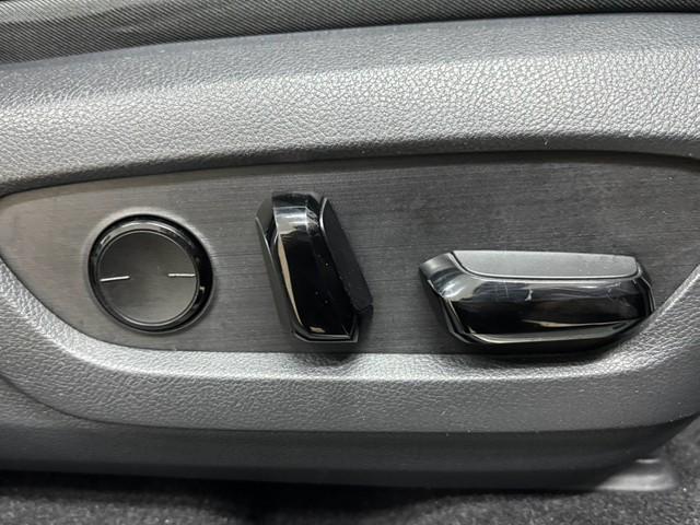 ＮＸ３５０ｈ　Ｆスポーツ　ムーンルーフ／全周囲カメラ／赤革シート／純正１４型ナビ／パワーバックドア／パワーシート／シートベンチレーション／衝突軽減／追従クルコン／３眼ＬＥＤヘッドライト／ＢＳＭ／ＥＴＣ／スマートキー（画像34）