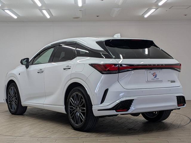 ＲＸ５００ｈ　“Ｆ　ＳＰＯＲＴ　Ｐｅｒｆｏｒｍａｎｃｅ”　純正ＯＰ２１インチＡＷ／デジタルミラー／純正１４インチナビ／全周囲カメラ／追従クルコン／パワーバックドア／赤革／シートベンチレーション／ＢＳＭ／ＨＵＤ／ＥＴＣ／ワイヤレス充電／三眼ＬＥＤヘッドライト（画像67）