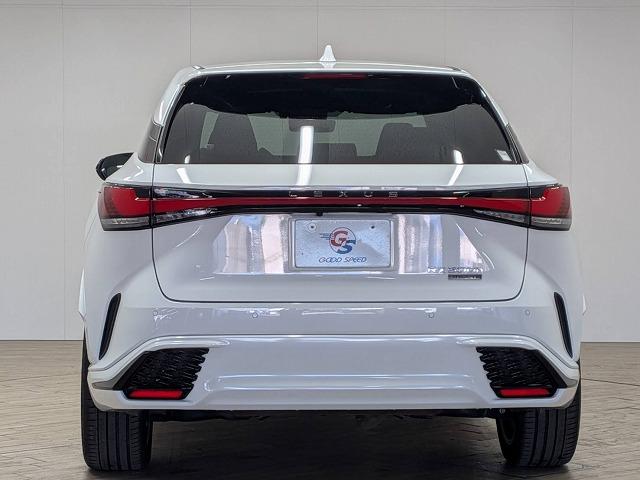 ＲＸ５００ｈ　“Ｆ　ＳＰＯＲＴ　Ｐｅｒｆｏｒｍａｎｃｅ”　純正ＯＰ２１インチＡＷ／デジタルミラー／純正１４インチナビ／全周囲カメラ／追従クルコン／パワーバックドア／赤革／シートベンチレーション／ＢＳＭ／ＨＵＤ／ＥＴＣ／ワイヤレス充電／三眼ＬＥＤヘッドライト（画像68）
