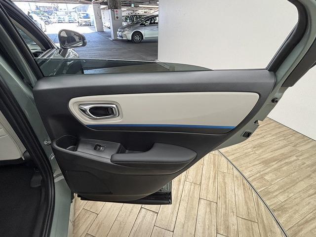 ｅ：ＨＥＶ　Ｚ・ＰＬａＹパッケージ　登録済未使用車／ホンダコネクト９インチディスプレイ／ワイヤレス充電／ＡｐｐｌｅＣａｒＰｌａｙ／地デジ／追従クルコン／パワーバックドア／ＢＳＭ／ＥＴＣ／シートヒーター／ステアリングヒーター（画像42）