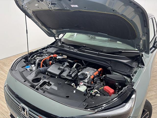 ｅ：ＨＥＶ　Ｚ・ＰＬａＹパッケージ　登録済未使用車／ホンダコネクト９インチディスプレイ／ワイヤレス充電／ＡｐｐｌｅＣａｒＰｌａｙ／地デジ／追従クルコン／パワーバックドア／ＢＳＭ／ＥＴＣ／シートヒーター／ステアリングヒーター（画像62）