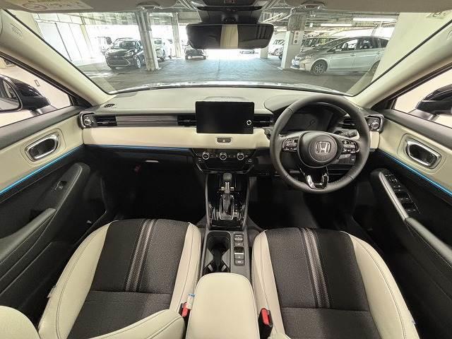 ｅ：ＨＥＶ　Ｚ・ＰＬａＹパッケージ　登録済未使用車／ホンダコネクト９インチディスプレイ／ワイヤレス充電／ＡｐｐｌｅＣａｒＰｌａｙ／地デジ／追従クルコン／パワーバックドア／ＢＳＭ／ＥＴＣ／シートヒーター／ステアリングヒーター（画像2）