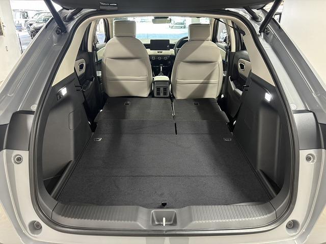 ｅ：ＨＥＶ　Ｚ・ＰＬａＹパッケージ　登録済未使用車／ホンダコネクト９インチディスプレイ／ワイヤレス充電／ＡｐｐｌｅＣａｒＰｌａｙ／地デジ／追従クルコン／パワーバックドア／ＢＳＭ／ＥＴＣ／シートヒーター／ステアリングヒーター（画像64）
