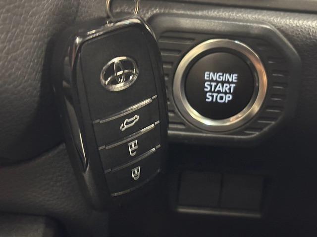 ＶＸ　サンルーフ／デジタルミラー／純正１２．３インチナビ／全周囲カメラ／地デジ／Ａｐｐｌｅ　ＣａｒＰｌａｙ／トヨタセーフティセンス／追従クルコン／パワーバックドア／ＢＳＭ／ＥＴＣ／ベンチレーション／ＬＥＤ（画像60）