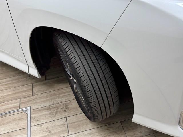 ハイブリッドＳ－Ｚ　純正１０．５インチナビ／ＡｐｐｌｅＣａｒＰｌａｙ／地デジ／追従クルコン／両側電動スライド／シートヒーター／ＬＥＤヘッドライト／オートハイビーム／トヨタセーフティセンス／ＢＳＭ／ＥＴＣ／Ｗエアコン（画像32）