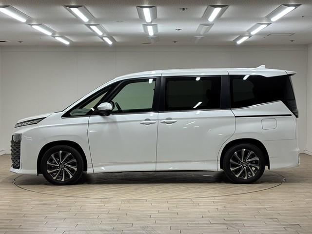 ハイブリッドＳ－Ｚ　純正１０．５インチナビ／ＡｐｐｌｅＣａｒＰｌａｙ／地デジ／追従クルコン／両側電動スライド／シートヒーター／ＬＥＤヘッドライト／オートハイビーム／トヨタセーフティセンス／ＢＳＭ／ＥＴＣ／Ｗエアコン（画像68）