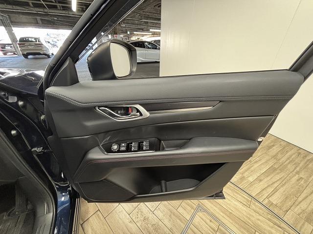 ２５Ｓ　ブラックトーンエディション　６人乗り／純正１０．２５インチナビ／全周囲カメラ／Ａｐｐｌｅ　ＣａｒＰｌａｙ／前後席シートヒーター／ステアリングヒーター／ワイヤレス充電／追従クルコン／パワーバックドア／パワーシート／シートメモリー（画像38）