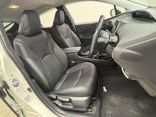 プリウス Aツーリングセレクション モデリスタエアロ/純正9インチナビ/パーキングアシスト/レーダークルコン/レーンキープアシスト/シートヒーター/BSM/ETC/地デジ/バックカメラ/HUD/LEDヘッドライト/スマートキー(5枚目)