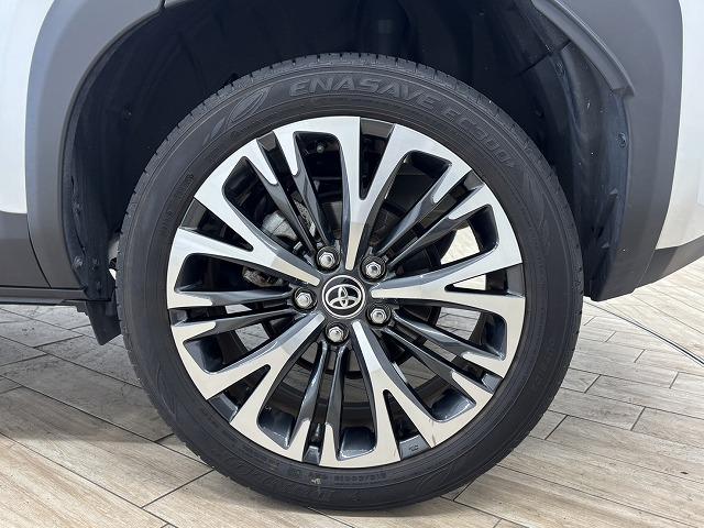 ヤリスクロス Ｚ　ワンオーナー／パワーバックドア／純正８インチＤオーディオ／レーダークルコン／レーンキープアシスト／シートヒーター／ステアリングヒーター／ＢＳＭ／ＥＴＣ／スマートキー／プッシュスタート（31枚目）