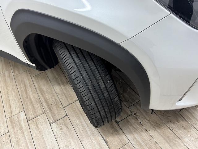 ヤリスクロス Ｚ　ワンオーナー／パワーバックドア／純正８インチＤオーディオ／レーダークルコン／レーンキープアシスト／シートヒーター／ステアリングヒーター／ＢＳＭ／ＥＴＣ／スマートキー／プッシュスタート（32枚目）