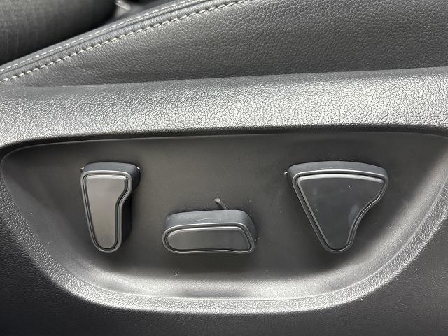 ヤリスクロス Ｚ　ワンオーナー／パワーバックドア／純正８インチＤオーディオ／レーダークルコン／レーンキープアシスト／シートヒーター／ステアリングヒーター／ＢＳＭ／ＥＴＣ／スマートキー／プッシュスタート（34枚目）