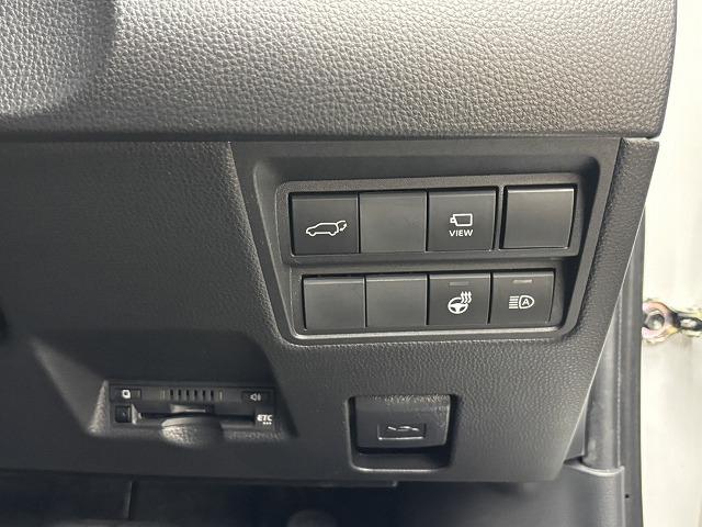 ヤリスクロス Ｚ　ワンオーナー／パワーバックドア／純正８インチＤオーディオ／レーダークルコン／レーンキープアシスト／シートヒーター／ステアリングヒーター／ＢＳＭ／ＥＴＣ／スマートキー／プッシュスタート（55枚目）