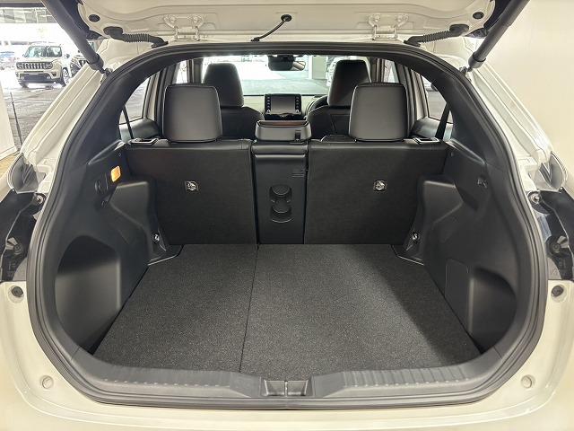 ヤリスクロス Ｚ　ワンオーナー／パワーバックドア／純正８インチＤオーディオ／レーダークルコン／レーンキープアシスト／シートヒーター／ステアリングヒーター／ＢＳＭ／ＥＴＣ／スマートキー／プッシュスタート（62枚目）