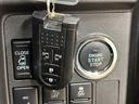 【スマートキー】車内へのアクセスやエンジン始動が楽々に行える今や必須アイテムのキー複製防止の「イモビライザー」まで備わっております。