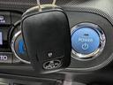 【スマートキー】車内へのアクセスやエンジン始動が楽々に行える今や必須アイテムのキー複製防止の「イモビライザー」まで備わっております。