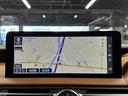純正10.3インチナビ装備!地デジ CD DVD AppleCarPlay Bluetooth等様々なメディアを搭載!