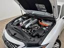 お車ご成約時の付帯率は驚きの90%OVER。GOOD SPEED自慢のGSガラスコーティング。見違えるほどの輝きを放ち、納車後のメンテナンスも楽々。是非一度お試し下さい。
