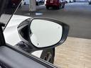 【ブラインドスポットモニター(BSM)】車線変更時に車両後方から来る車両を検知し安全をサポートする装置です。