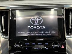 純正ディスプレイオーディオ！携帯電話と接続も楽々ですよ。 3