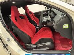 �����ޤ������ݤ��줿����ƥꥢ�ϡ��������ʡ��ͤδ��������ä���ȹԤ��Ϥ��Ƥ���ڵ�Ǥ��� 5