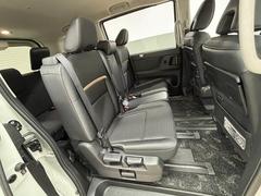 ������ɥ����Ȥϥꥯ�饤�˥󥰲�ǽ�Ǥ��Ĥ����ζ��֡������ͤ���äƤ⽽ʬ�ʥ��ڡ��������ݤ���Ƥ���ޤ��� 6