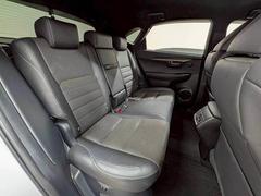 ������ɥ����Ȥ������ͤ���äƤ⽽ʬ�ʥ��ڡ��������ݤ���Ƥ���ޤ��� 6