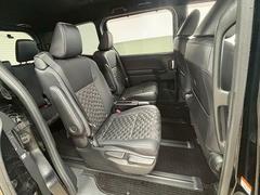 ������ɥ����Ȥϥꥯ�饤�˥󥰲�ǽ�Ǥ��Ĥ����ζ��֡������ͤ���äƤ⽽ʬ�ʥ��ڡ��������ݤ���Ƥ���ޤ��� 6