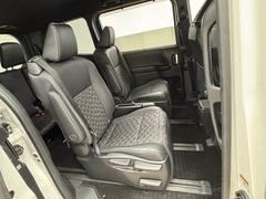 ������ɥ����Ȥϥꥯ�饤�˥󥰲�ǽ�Ǥ��Ĥ����ζ��֡������ͤ���äƤ⽽ʬ�ʥ��ڡ��������ݤ���Ƥ���ޤ��� 6