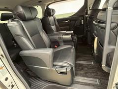 ������ɥ����Ȥϥꥯ�饤�˥󥰲�ǽ�Ǥ��Ĥ����ζ��֡������ͤ���äƤ⽽ʬ�ʥ��ڡ��������ݤ���Ƥ���ޤ��� 6