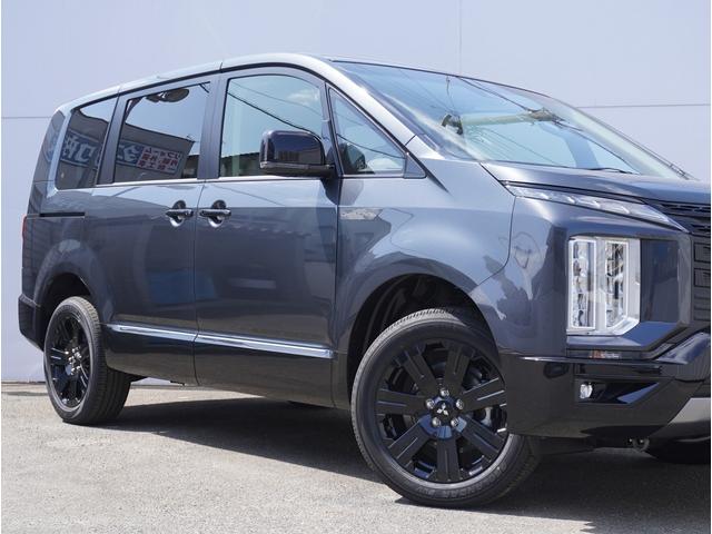 デリカＤ：５ シャモニー　シャモニー／電動サイドステップ装着車／ディーゼルターボ／４ＷＤ／電動スライドドア・電動ステップ・８人乗り（グラファイトグレーメタリック／ブラック）（7枚目）