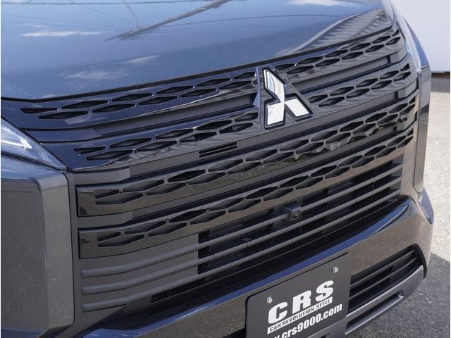 デリカＤ：５ シャモニー　シャモニー／電動サイドステップ装着車／ディーゼルターボ／４ＷＤ／電動スライドドア・電動ステップ・８人乗り（グラファイトグレーメタリック／ブラック）（14枚目）