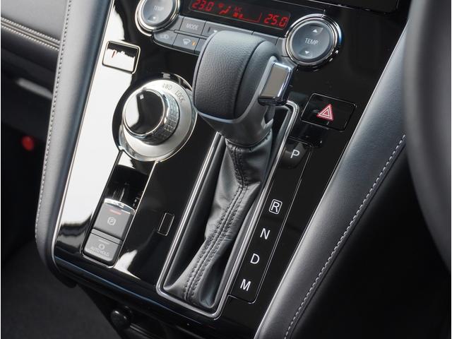 デリカＤ：５ シャモニー　シャモニー／電動サイドステップ装着車／ディーゼルターボ／４ＷＤ／電動スライドドア・電動ステップ・８人乗り（グラファイトグレーメタリック／ブラック）（49枚目）