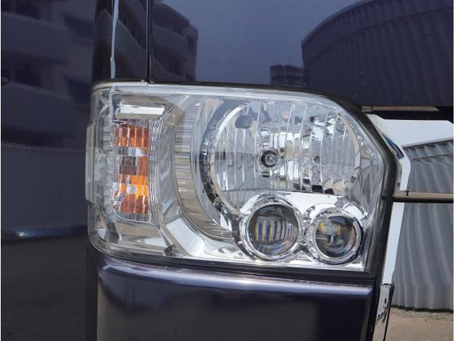 ハイエースバン スーパーＧＬ　ダークプライム　ダークプライムＩＩ／４ＷＤ／寒冷地仕様／ディーゼル／ベッドキット／ドライブレコーダー／ＭＫＷ　ＭＫ－５５／１６インチ／両側パワースライドドア／ＬＥＤヘッドライト／ナビ／ＥＴＣ（16枚目）