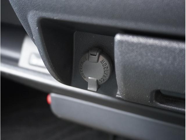 ハイエースバン スーパーＧＬ　ダークプライム　ダークプライムＩＩ／４ＷＤ／寒冷地仕様／ディーゼル／ベッドキット／ドライブレコーダー／ＭＫＷ　ＭＫ－５５／１６インチ／両側パワースライドドア／ＬＥＤヘッドライト／ナビ／ＥＴＣ（45枚目）