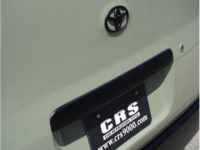 ライトエースバン ＧＬ　ライトエース／ＧＬ／ガソリン車／オリジナル内装架装／ドライブレコーダー／ＲＥＶＯシート／ストラーダ／７インチナビゲーション／収納付きベットキット／床フローリング施工／天井レザー張り替え／天井ＬＥＤ照明（33枚目）