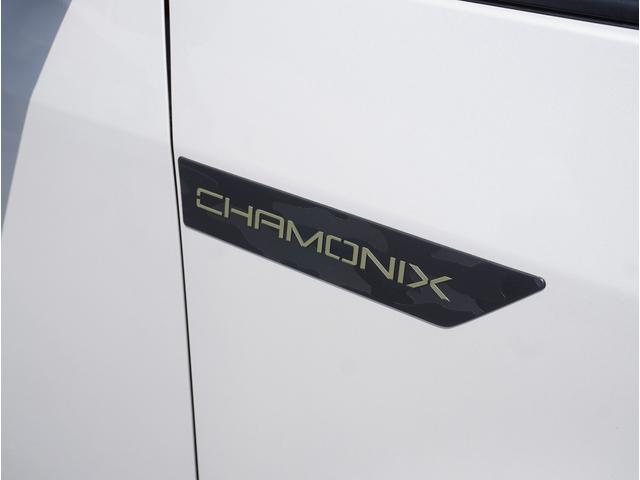 デリカＤ：５ シャモニー　三菱／登録済未使用車／シャモニー／８人乗り／ディーゼル／４ＷＤ／シートヒーター／／電動サイドステップ装着車／８人乗り／アルパイン／ビッグＸ１１インチナビ／フリップダウンモニター／１６インチ社外ホイール（12枚目）