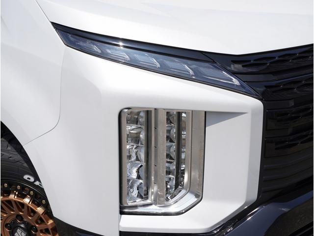 デリカＤ：５ シャモニー　三菱／登録済未使用車／シャモニー／８人乗り／ディーゼル／４ＷＤ／シートヒーター／／電動サイドステップ装着車／８人乗り／アルパイン／ビッグＸ１１インチナビ／フリップダウンモニター／１６インチ社外ホイール（13枚目）