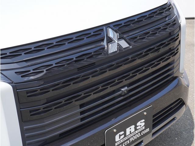 デリカＤ：５ シャモニー　三菱／登録済未使用車／シャモニー／８人乗り／ディーゼル／４ＷＤ／シートヒーター／／電動サイドステップ装着車／８人乗り／アルパイン／ビッグＸ１１インチナビ／フリップダウンモニター／１６インチ社外ホイール（17枚目）
