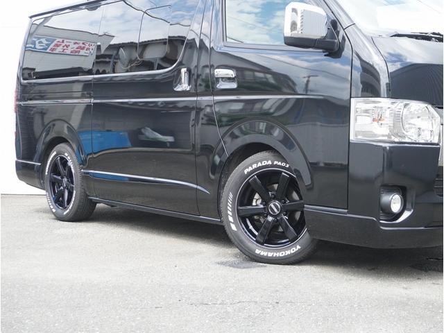 ハイエースバン スーパーＧＬ　ダークプライムＩＩ　ハイエースバン／スーパーＧＬ／ダークプライムＩＩ／２ＷＤ／でイーゼル／ＫＥＮＷＯＯＤナビ／スピーカー増設／１７インチ／ＥＣ－１７／ブラックリムフランジポリッシュ／ヨコハマパラダ（10枚目）