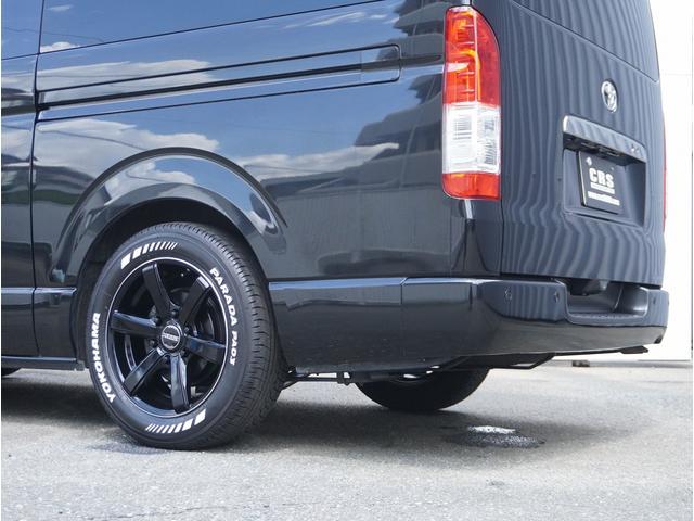 ハイエースバン スーパーＧＬ　ダークプライムＩＩ　ハイエースバン／スーパーＧＬ／ダークプライムＩＩ／２ＷＤ／でイーゼル／ＫＥＮＷＯＯＤナビ／スピーカー増設／１７インチ／ＥＣ－１７／ブラックリムフランジポリッシュ／ヨコハマパラダ（30枚目）