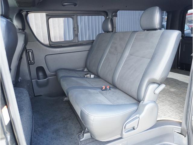 ハイエースバン スーパーＧＬ　ダークプライムＩＩ　ハイエースバン／スーパーＧＬ／ダークプライムＩＩ／２ＷＤ／でイーゼル／ＫＥＮＷＯＯＤナビ／スピーカー増設／１７インチ／ＥＣ－１７／ブラックリムフランジポリッシュ／ヨコハマパラダ（66枚目）