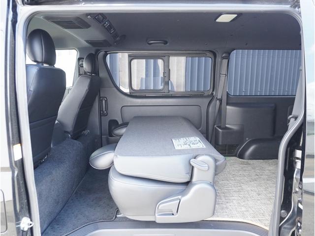 ハイエースバン スーパーＧＬ　ダークプライムＩＩ　ハイエースバン／スーパーＧＬ／ダークプライムＩＩ／２ＷＤ／でイーゼル／ＫＥＮＷＯＯＤナビ／スピーカー増設／１７インチ／ＥＣ－１７／ブラックリムフランジポリッシュ／ヨコハマパラダ（67枚目）