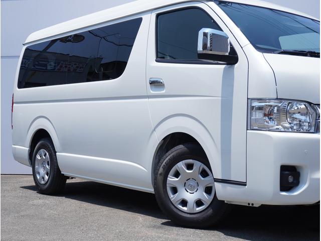 ハイエースワゴン ＧＬ　ＧＬ未登録新車／１０人乗り／パノラミックビューモニター／デジタルインナーミラー／パワースライドドア／スマートキー／ＬＥＤヘッド／コーナーセンサー／セーフティセンス／カロッツェリア　７インチ楽ナビ（9枚目）