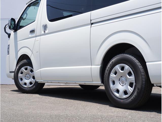 ハイエースワゴン ＧＬ　ＧＬ未登録新車／１０人乗り／パノラミックビューモニター／デジタルインナーミラー／パワースライドドア／スマートキー／ＬＥＤヘッド／コーナーセンサー／セーフティセンス／カロッツェリア　７インチ楽ナビ（25枚目）